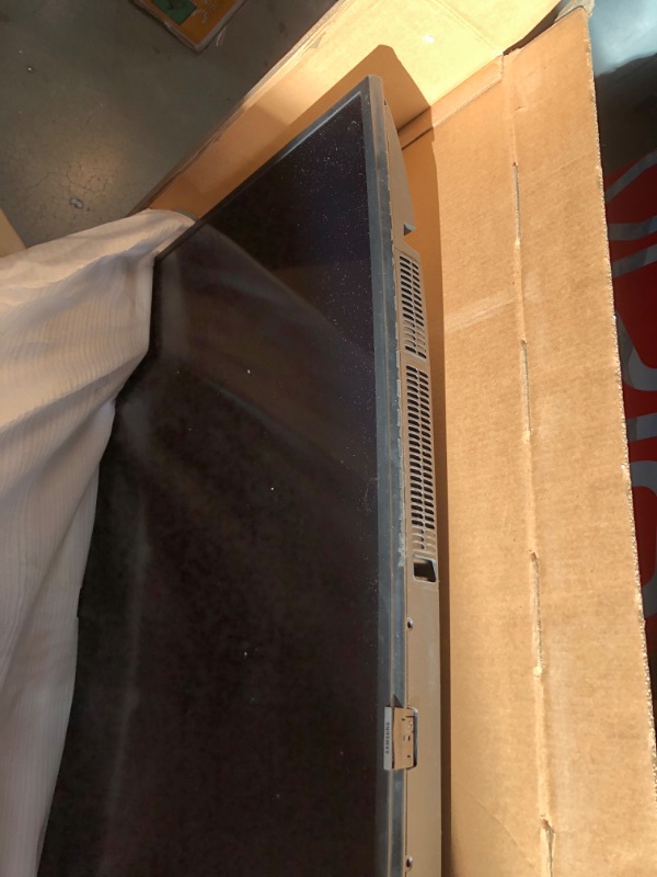 Photo 1 of PARTS ONLY NON REFUNDABLE WON'T STAY POWERED ON 
Samsung - 55" Class 7 Series Curved LED 4K UHD Smart Tizen TV