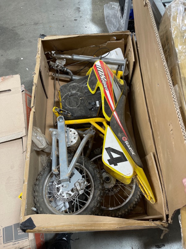 Photo 2 of ******PARTS ONLY*** Razor Dirt Rocket Electric Motocross Off-Road Bike -MX650 Model
