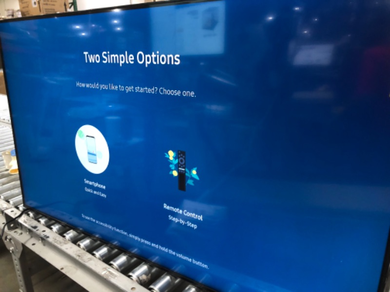 Photo 6 of SAMSUNG 50-Inch Class Crystal UHD AU8000 Series - 4K UHD HDR Smart TV with Alexa Built-in (UN50AU8000FXZA, 2021 Model)
