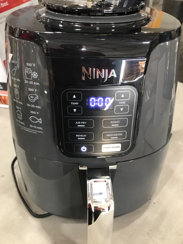 Photo 2 of Ninja Air Fryer, 1550-Watt Programmable Base for Air Frying, Roasting, Reheating & Dehydrating with 4-Quart Ceramic Coated Baske
