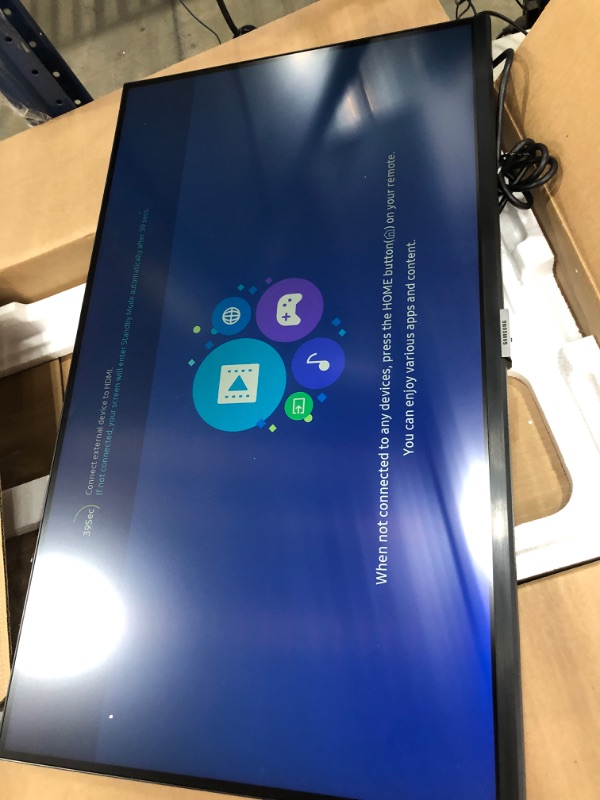 Photo 4 of AM702 Series LS32AM702UNXZA 32" Smart Tizen 4K UHD Monitor