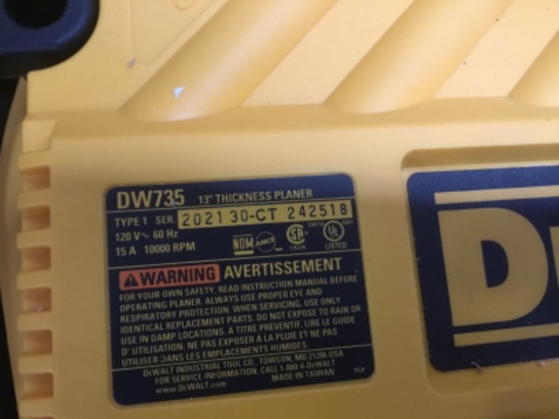 Photo 4 of **MINOR DAMAGE TO SCREW PLATE HARDWARE MOUNT* DEWALT DW735X Heavy Duty 13" Three-Knife, Two Speed Thickness Planer
