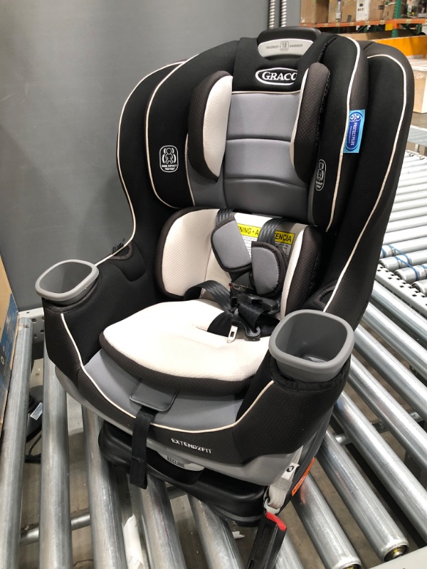 Photo 2 of Graco Extend2Fit Convertible Car Seat, Ride Rear Facing Longer with Extend2Fit, Gotham
