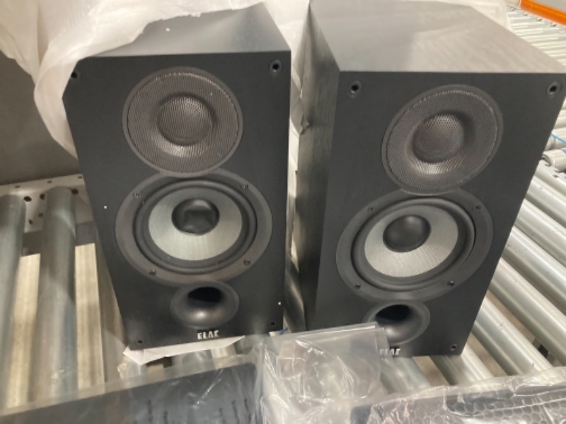 Photo 2 of ELAC Debut 2.0 B5.2 Bookshelf Speakers, Black (Pair)
