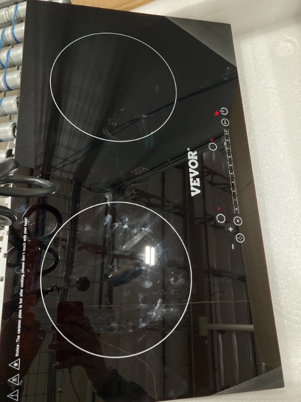 Photo 2 of parts only
VEVOR Induction Cooktop, 24 inch 2 Burners, 2600W 110V Ceramic Glass Electric Stove Top with Sensor Touch Control, Timer & Child Lock Included, 9 Power Levels for Simmer Steam Slow Cook Fry doesnt seem to work
