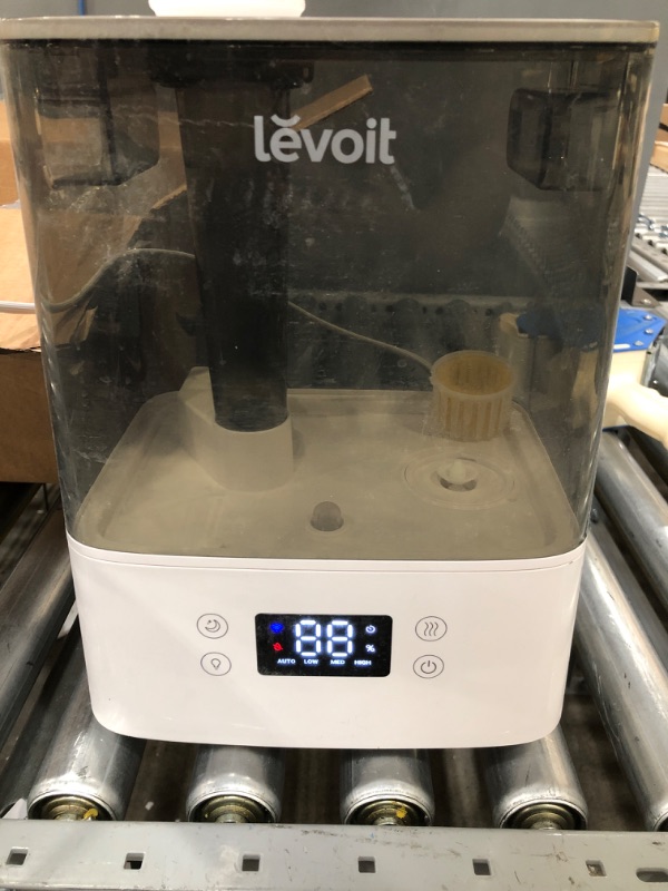 Photo 2 of **dirty but tested and functions** LEVOIT Humidifiers for Bedroom Large Room Home, 6L Top Fill Cool Mist for Plants and Baby, Lasts Up to 60 Hours, 505 sq ft Coverage, Super Quiet Operation, Easy to Use and Clean, Filterless, 6L, Grey
