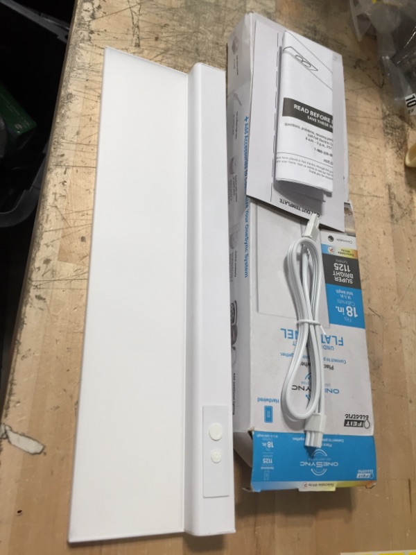 Photo 2 of Feit Electric
14.5 in. (Fits 18 in. Cabinet) Direct Wire Integrated LED White Linkable Onesync Under Cabinet Light Color Changing CCT