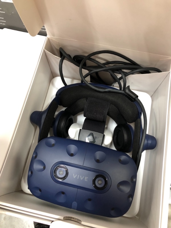 Photo 1 of HTC VIVE Pro Virtual Reality Headset
