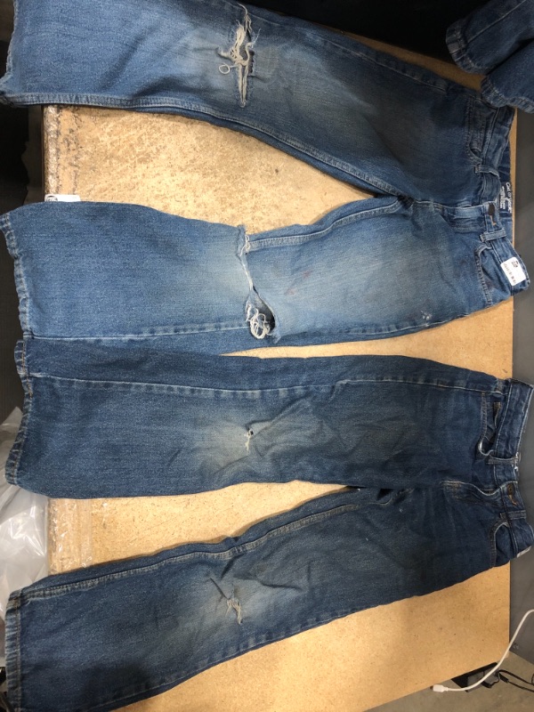 Photo 1 of Cat and Jack Relaxed Straight Pre Ripped Blue Washed Jeans 10/12 2 pack