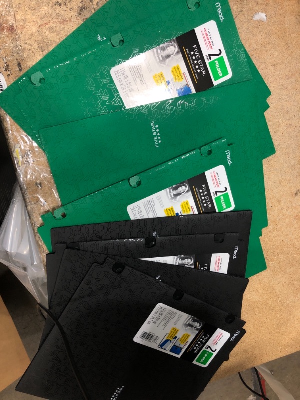 Photo 3 of Five Star Poly Portfolio Snap In 2 Pocket Green and Black 8 pack 

