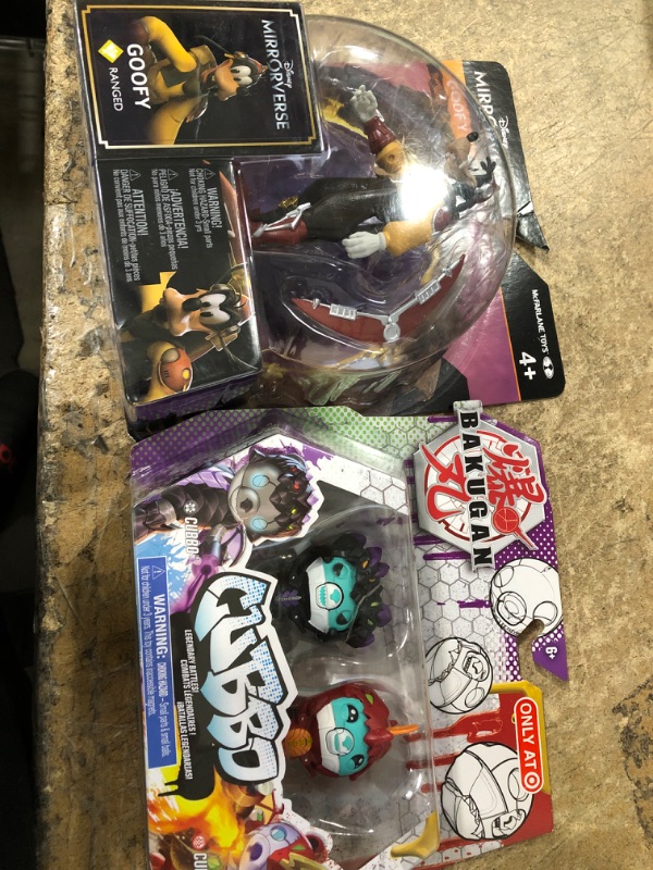 Photo 2 of Disney Mirrorverse 5" Figure WV1 - Goofy with Bakugan Legendary Battles 2Pack Cubbo Edition