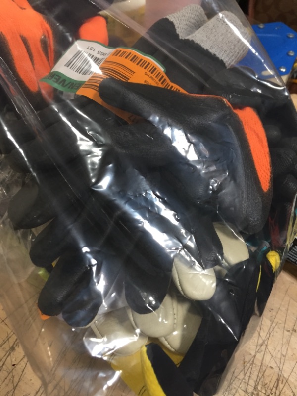 Photo 1 of ** NON REFUNDABLE ** BAG OF ASORTED GLOVES
SOME NEW SOME USED 
