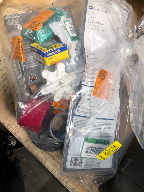 Photo 2 of  ***NO refunds! Sold AS IS!*** miscellaneous plumbing/home goods bundle NON REFUNDABLE
