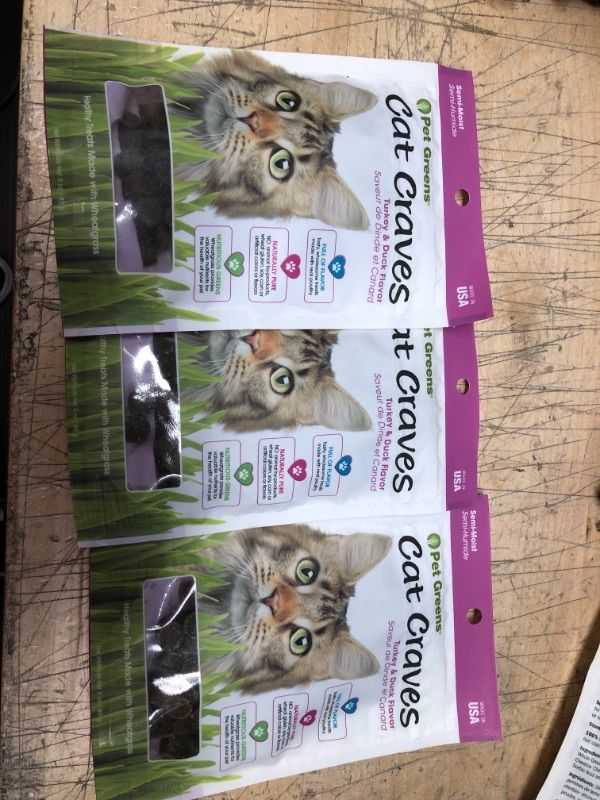 Photo 2 of **NON REFUNDABLE** best by date: 5/23/2022 Pet Greens Cat Cravers Turkey and Duck Flavors Treats, 3 Ounces Per Pack (3 packs)