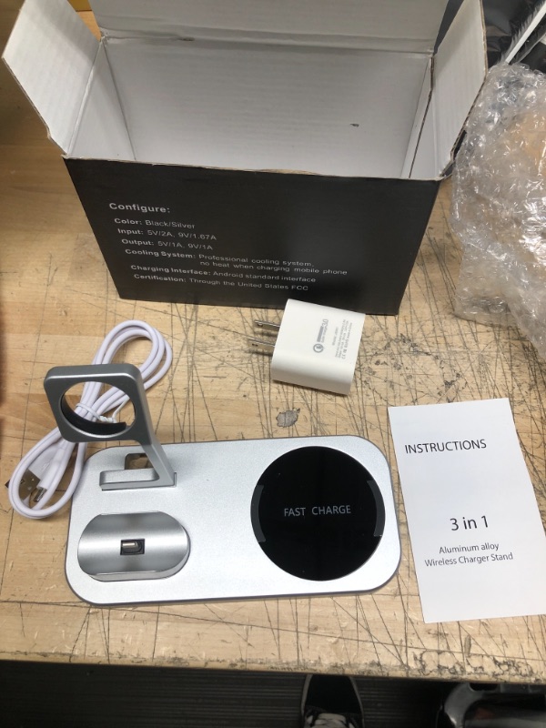 Photo 2 of BNCHI Wireless Charger, 3 in 1