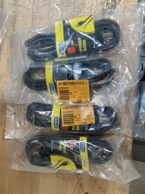 Photo 2 of Power Cord,3-Wire,13A,6 Ft,SJTW,16/3 4 pack 
