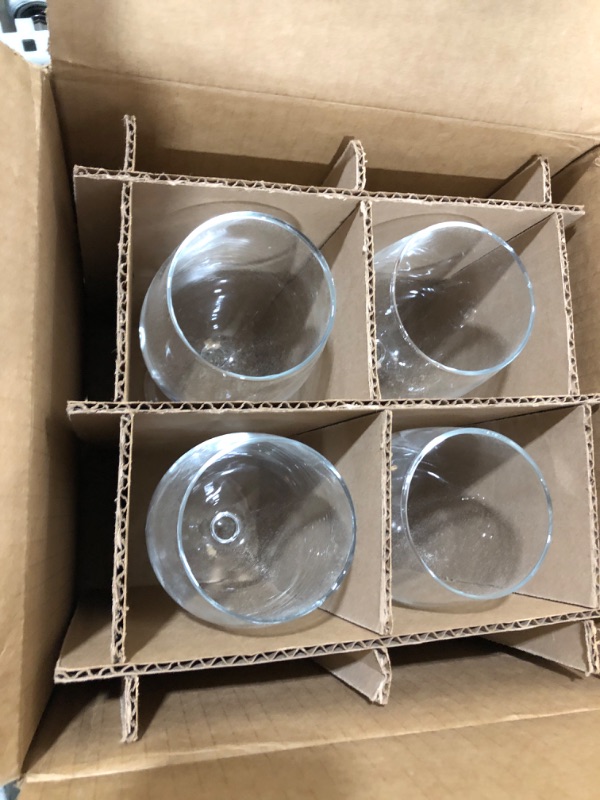 Photo 1 of AmazonBasics All-Purpose Wine Glasses - 19-Ounce, Set of 4
