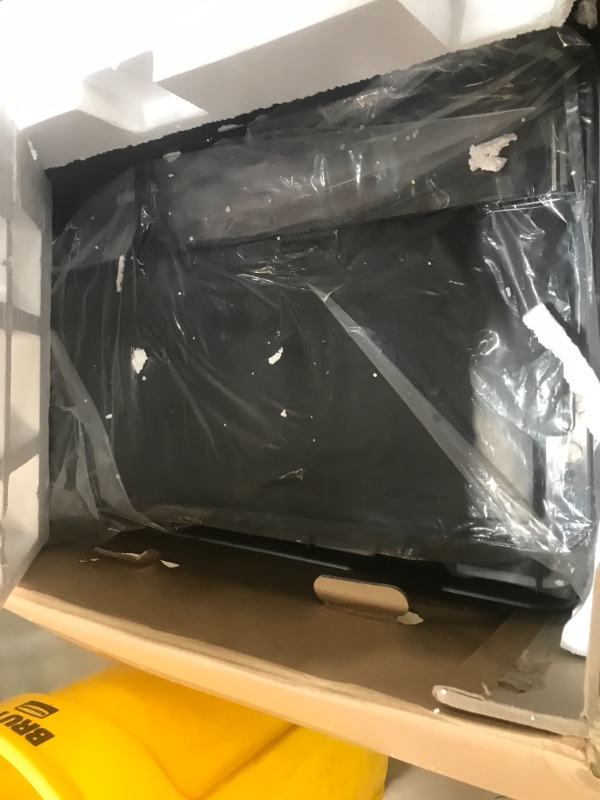 Photo 6 of DEWALT Wet Tile Saw with Stand, 10-Inch (D24000S) + Porcelain/Tile Blade
