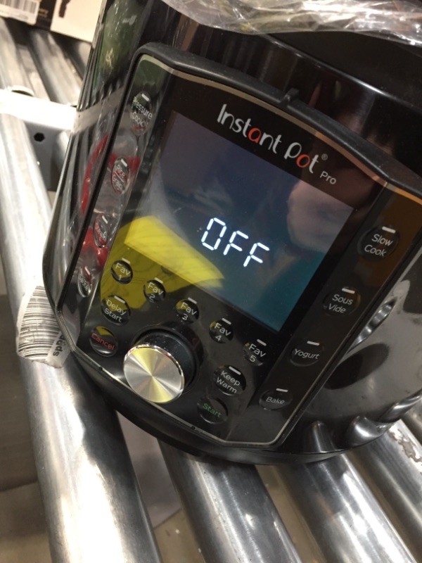 Photo 5 of *READ BELOW** Instant Pot Pro 6-Qt. Multi-Use Pressure Cooker
