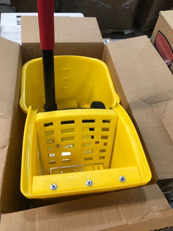 Photo 3 of 31 Qt. Tandem Mop Bucket