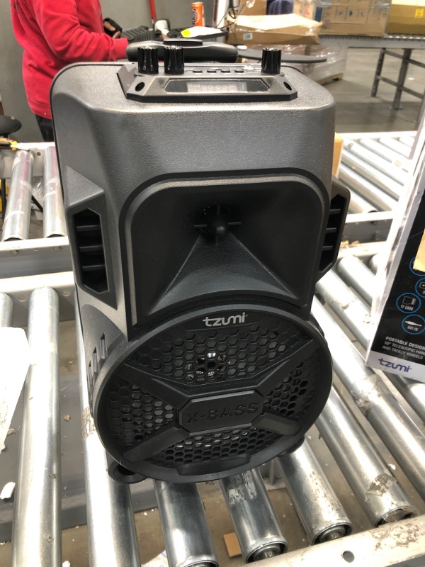 Photo 1 of TESTED TURNS ON
Mega Bass Led Jobsite Speaker