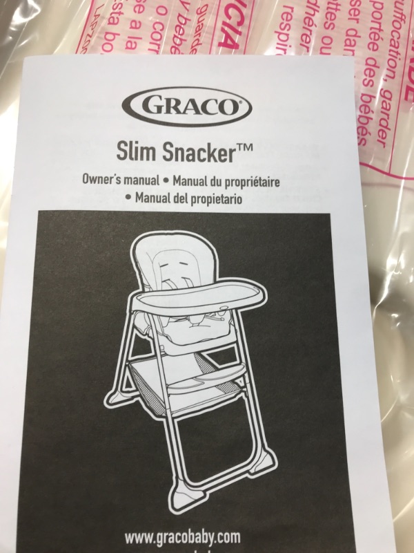 Photo 4 of Graco Slim Snacker High Chair, Ultra Compact High Chair, Whisk
