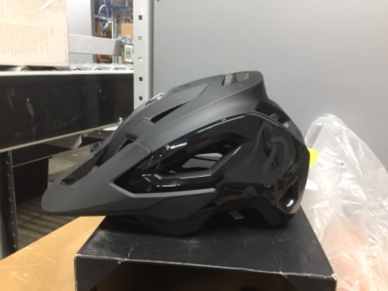 Photo 5 of Fox Racing Speedframe Pro Helmet Black, M
