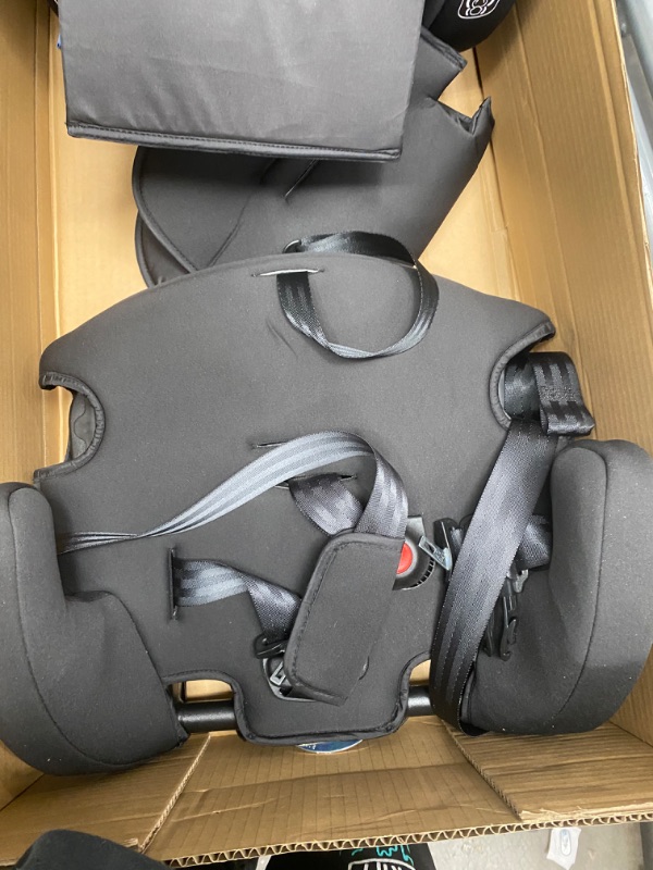 Photo 4 of Graco Slimfit 3 in 1 Car Seat | Slim & Comfy Design Saves Space in Your Back Seat, Redmond, Amazon Exclusive
