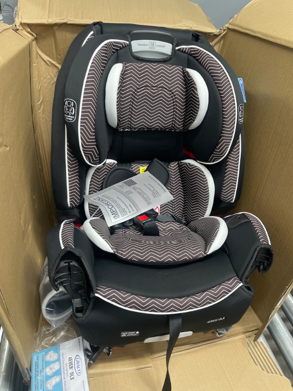 Photo 2 of Graco 4Ever DLX 4 in 1 Car Seat, Infant to Toddler Car Seat, with 10 Years of Use, Zagg
