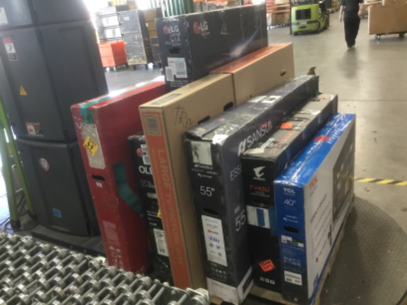 Photo 3 of PALLET OF ASSORTED DAMAGED TVS AND MONITORS SOLD AS IS NON REFUNDABLE