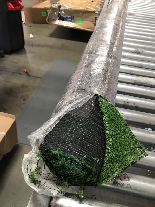 Photo 1 of 6 FT FAUX GRASS ROLL