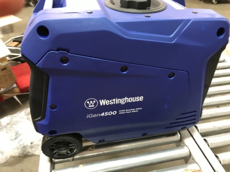 Photo 4 of LEAKS** Westinghouse iGen4500 Electric Start Portable Inverter Generator 3700 Rated & 4500 Peak Watts