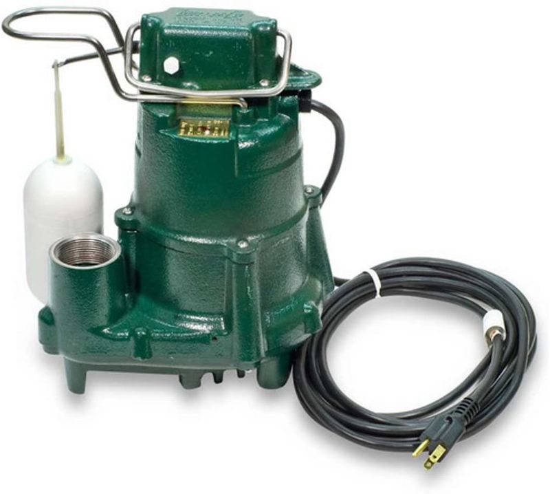Photo 1 of (POWERS ON/OFF) 
Zoeller 98-0001 115-Volt 1/2 Horse Power Model M98 Flow-Mate Automatic Cast Iron Single Phase Submersible Sump/Effluent Pump …
