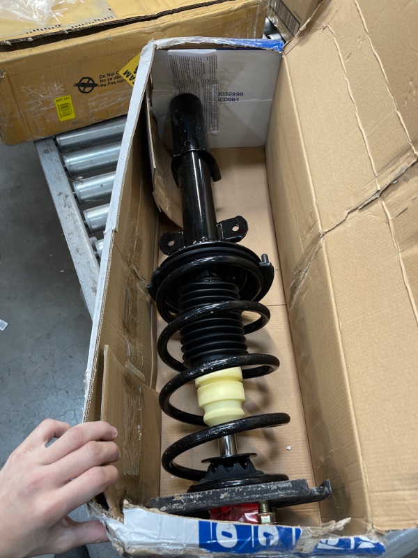 Photo 2 of ***MISSING HARDWARE*** ACDelco Professional 903-007RS Ready Strut Premium Gas Charged Rear Passenger Side Strut and Coil Spring Assembly
