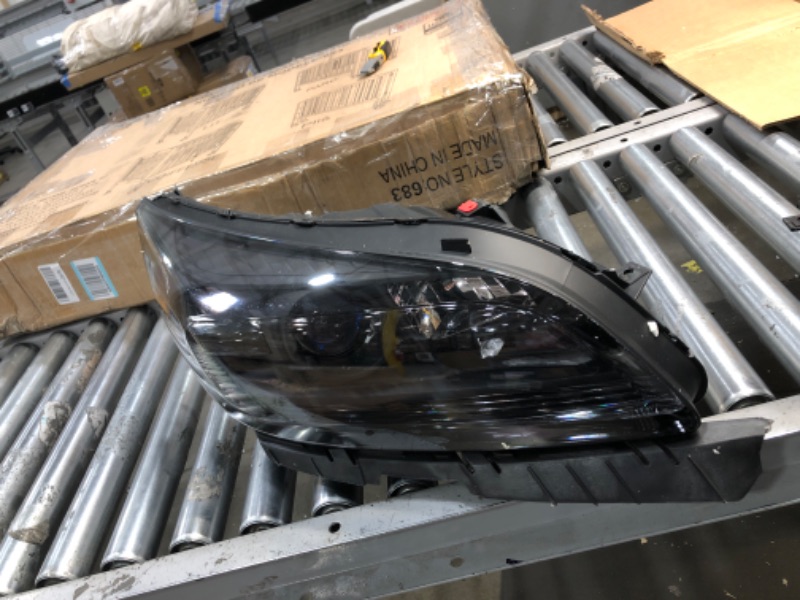 Photo 7 of ****DAMAGED***
Headlight Assembly - Compatible with 2013 2014 2015 Chevy Malibu -Black Housing