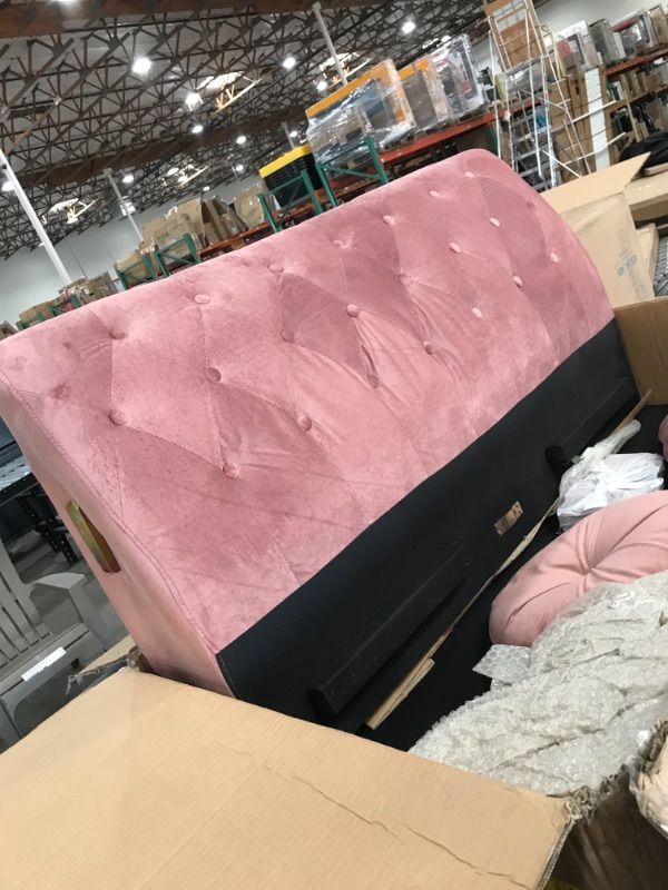 Photo 2 of ***MISSING BOX 2***
US Pride Furniture S5540-L-USP Kitts Classic Chesterfield Loveseat, Rose
