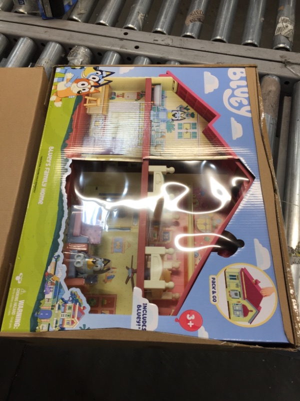 Photo 2 of Bluey Family Home Playset