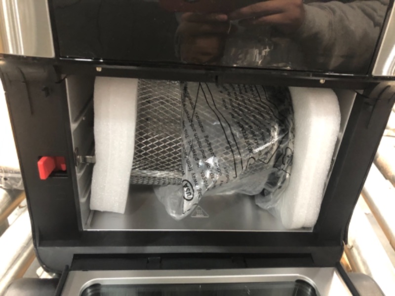 Photo 2 of Instant Vortex Pro 10 qt 9-in-1 Air Fryer Toaster Oven