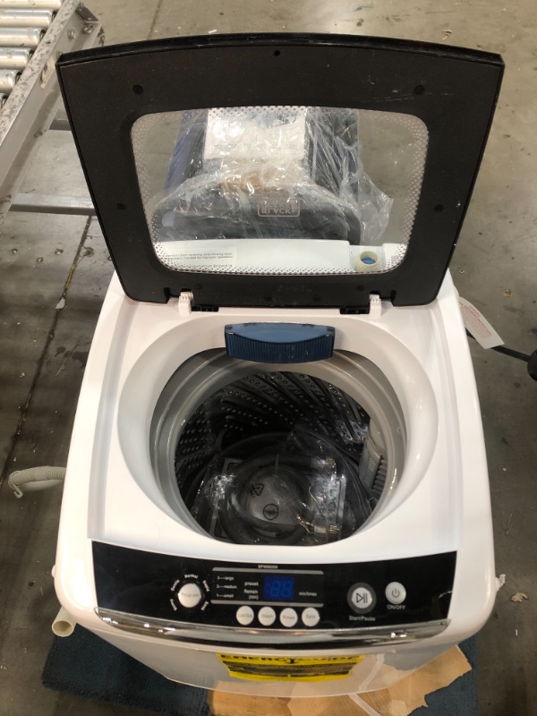 Photo 4 of BLACK & DECKER BPWM09W Portable Washer ?17.7 x 18.1 x 31.5 inches

