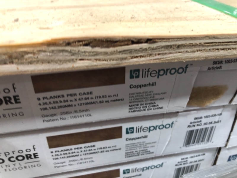 Photo 2 of ****PALLET OF  28 CASES ***  Lifeproof Copperhill Multi-Width X 47.6 in. L Luxury Vinyl Plank Flooring (19.53 Sq. Ft. / Case), Medium