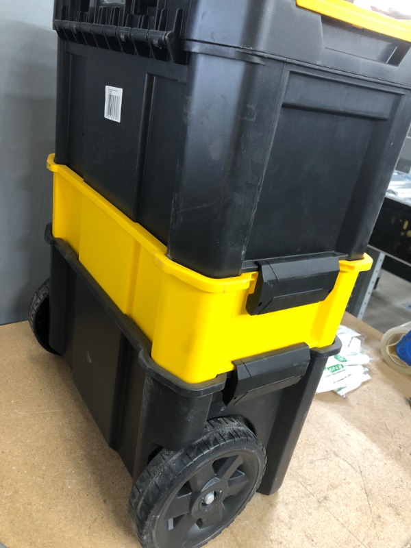 Photo 1 of "Stanley STST18631 44 Lbs Capacity 3-in-1 Heavy Duty Essential Rolling Workshop"
