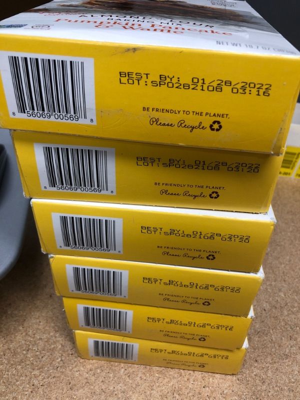 Photo 2 of **NON-REFUNDABLE : EXPIRE DATE : 01/28/2022** Simple Mills Almond Flour Pumpkin Pancake & Waffle Mix, Gluten Free, Good for Breakfast, Nutrient Dense, 10.7oz, 6 Count
