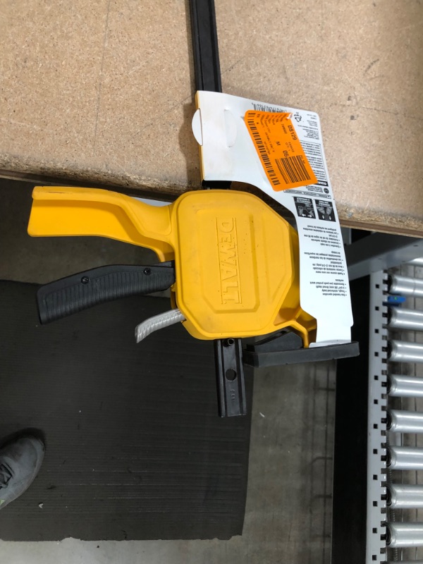 Photo 4 of "DeWALT DWHT83186 24-Inch 300lb Clamping Force XL Trigger Clamp"
