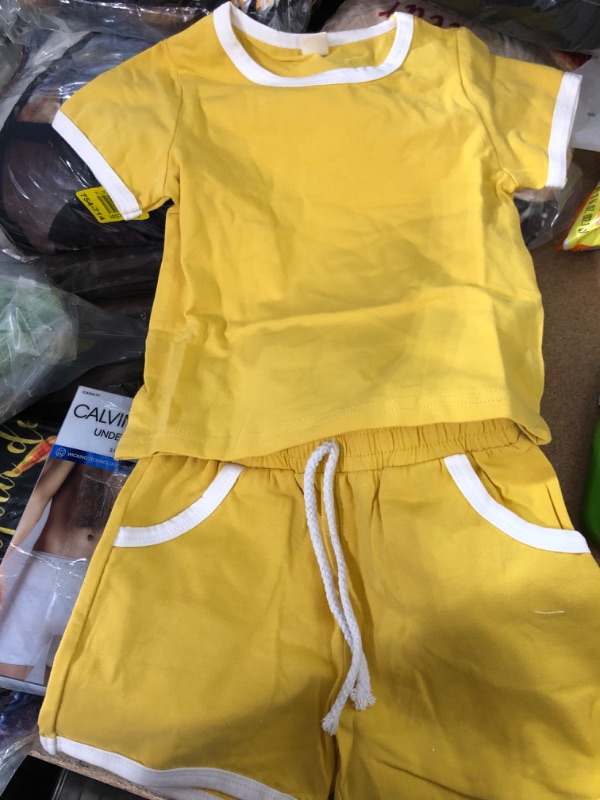 Photo 2 of 3-4T BABY GIRL OUTFIT YELLOW SHIRT AND SHORTS 