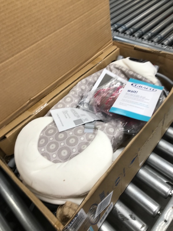 Photo 2 of Graco Simple Sway Abbington Baby Swing***OPEN BOX***
