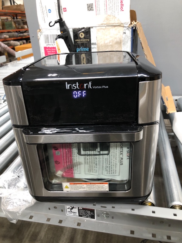 Photo 2 of TESTED POWERS ON* MINOR CRACK ON TOP  CORNER*
Instant Vortex Plus 10 Quart Air Fryer, Rotisserie and Convection Oven, Air Fry, Roast, Bake, Dehydrate and Warm, 1500W, Stainless Steel and Black
