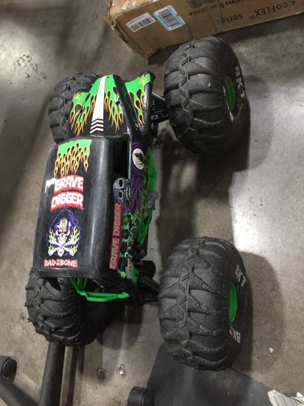 Photo 2 of **PARTS ONLY**
Monster Jam, Official Mega Grave Digger All-Terrain Remote Control Monster Truck with Lights, 1: 6 Scale
