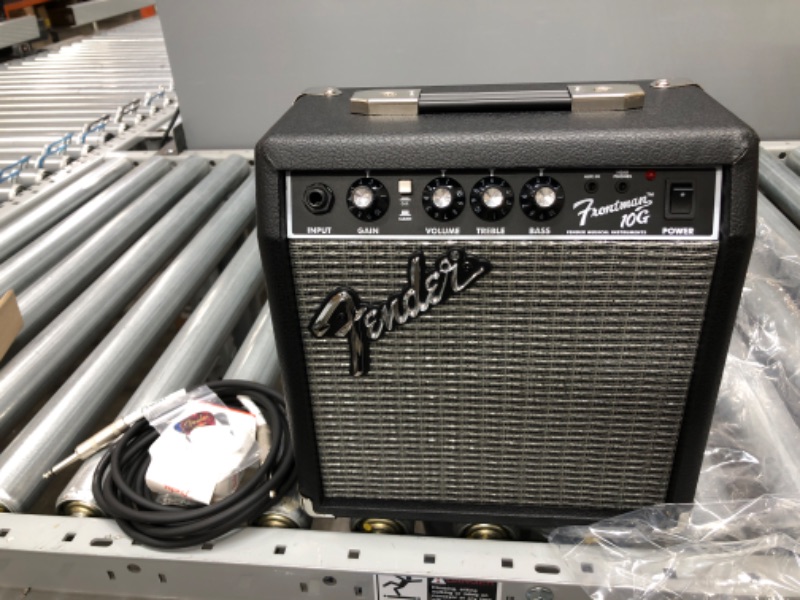 Photo 2 of Fender Frontman 10G Electric Guitar Amplifier
