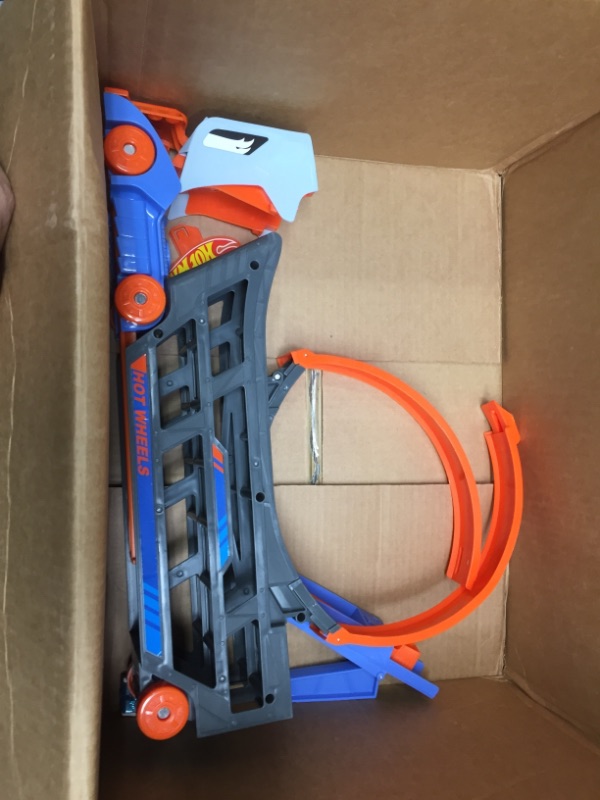 Photo 2 of Hot Wheels Track Builder Unlimited Triple Loop Kit