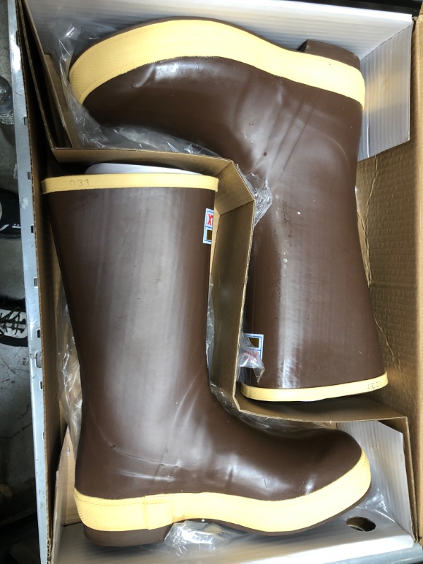 Photo 2 of XTRATUF Legacy Series 12" Neoprene Men's Fishing Boots, Copper & Tan (22172G)
SIZE 7